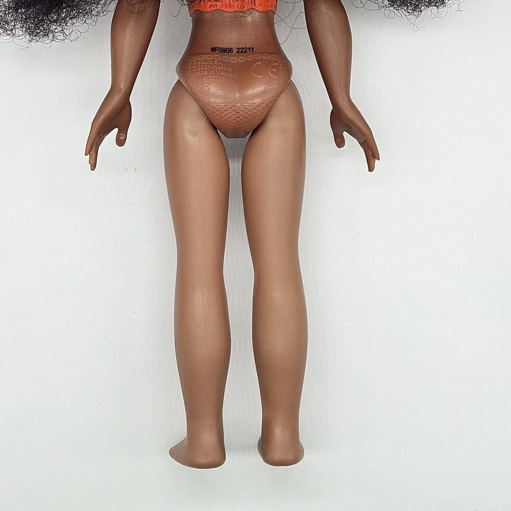 2021 Hasbro Disney Princess Moana Fashion Doll 10